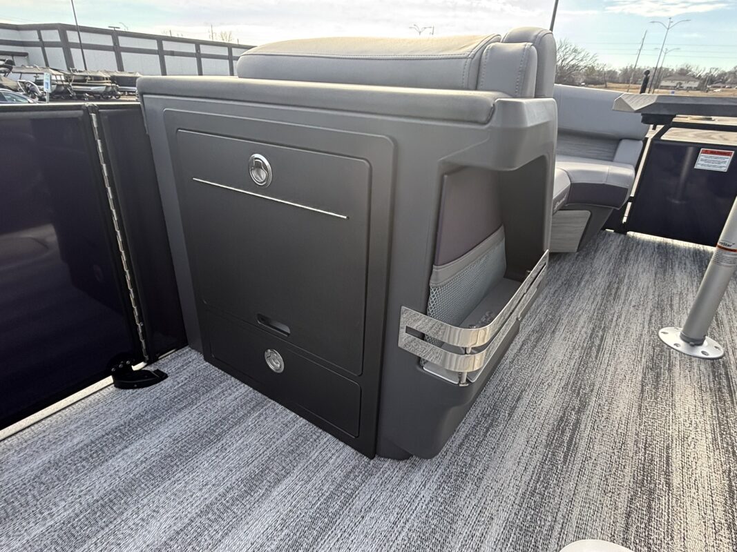 2026 Bennington 22 MFB Sport