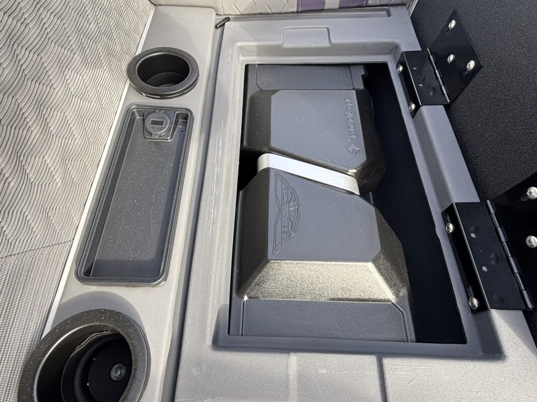 2026 Bennington 22 MFB Sport