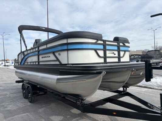 2026 Bennington 22 SSB Sport