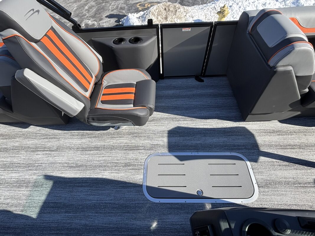 2026 Bennington 22 SSR Sport