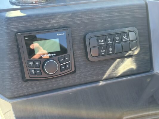 2026 Bennington 22 SSR Sport