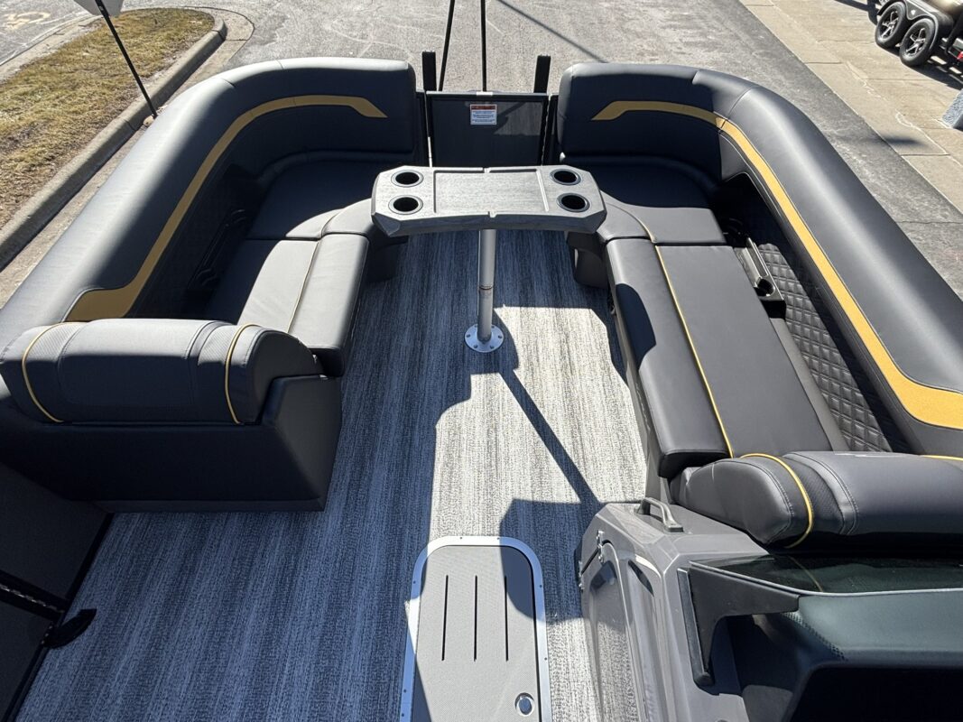 2026 Bennington 22 SSB Sport
