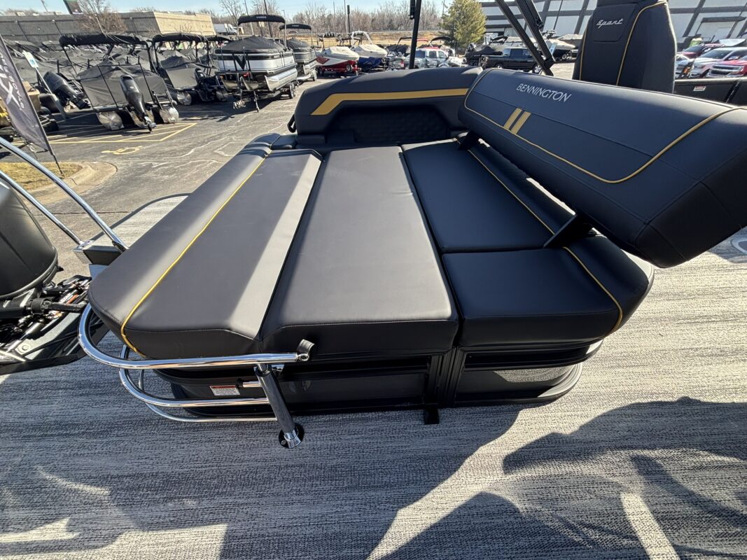 2026 Bennington 22 SSB Sport