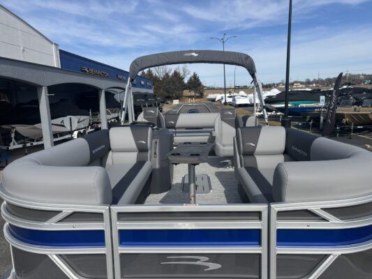 2026 Bennington 22 SSB Base