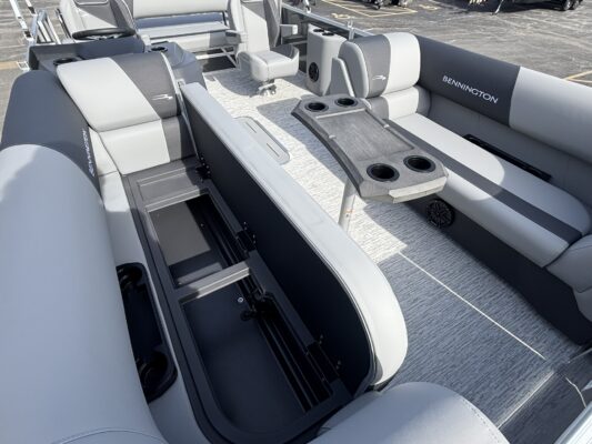 2026 Bennington 22 SSB Base
