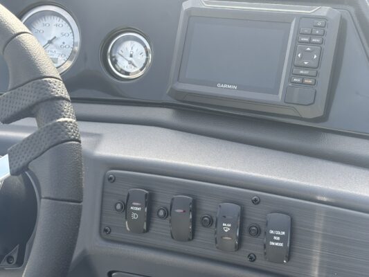 2026 Bennington 22 SSB Base