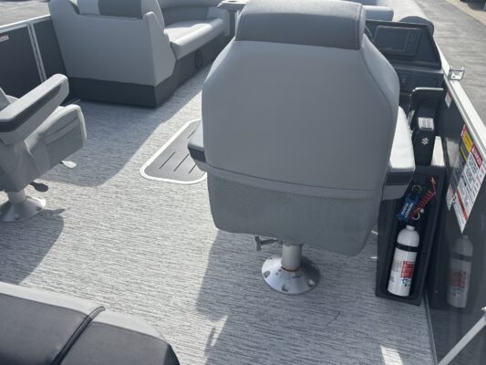 2026 Bennington 22 SSB Base