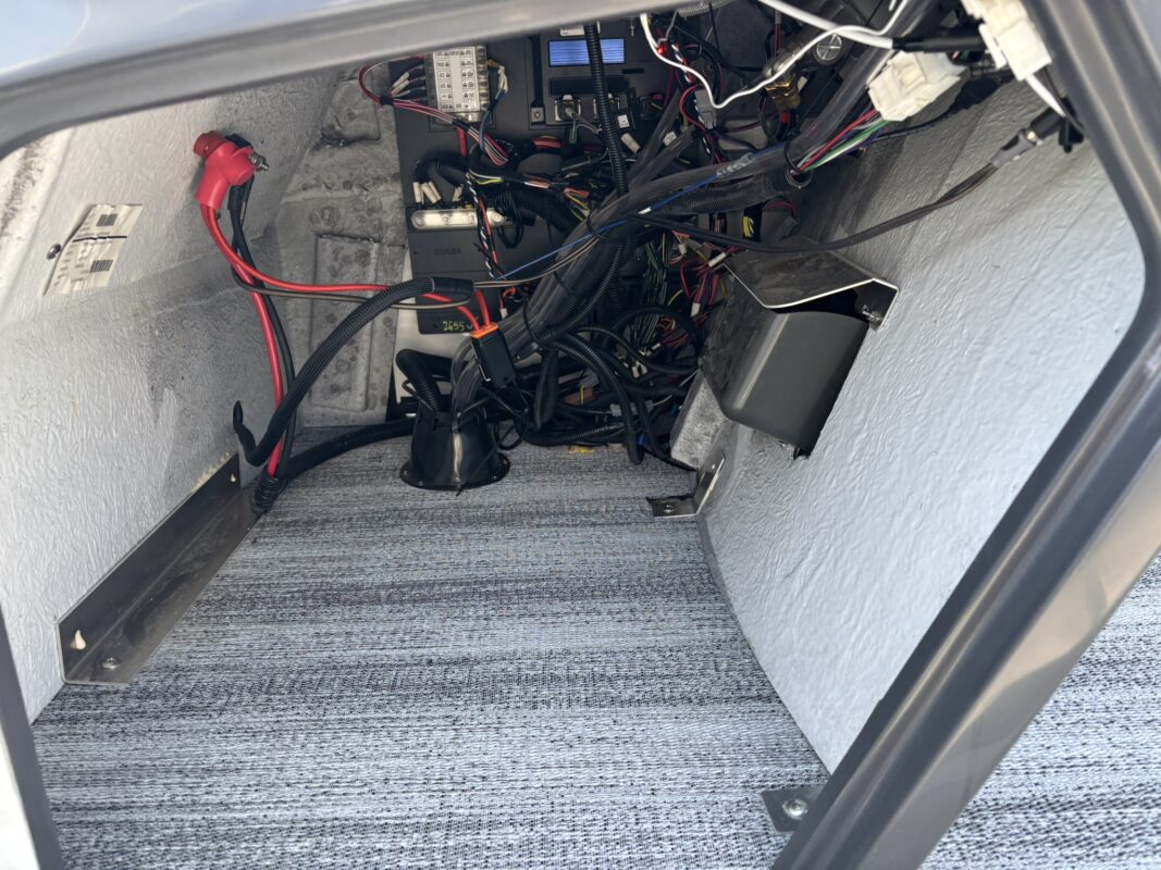 2026 Bennington 22 SSB Sport