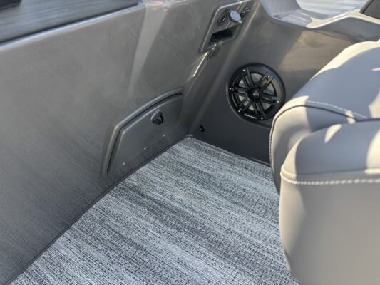 2026 Bennington 22 SSB Sport