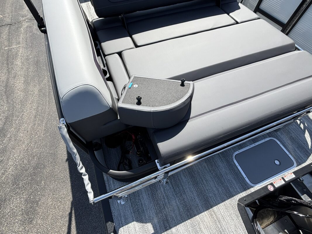 2026 Bennington 22 SSB Sport