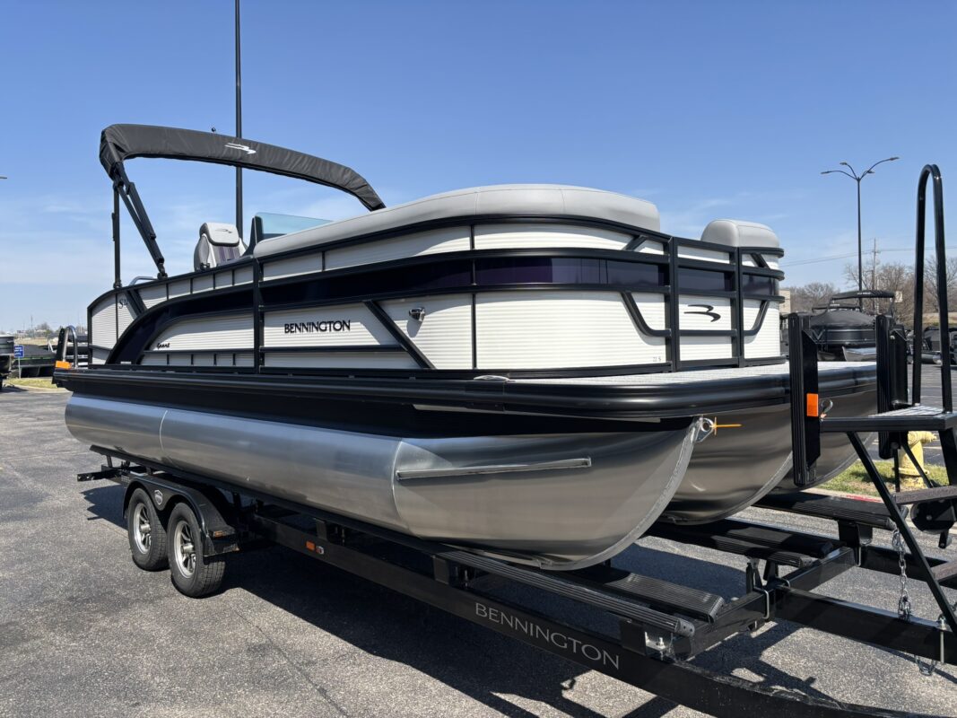 2026 Bennington 22 SSB Sport
