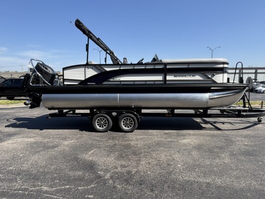 2026 Bennington 22 SSB Sport