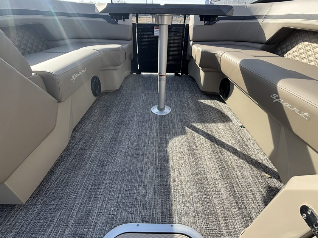 2026 Bennington 22 SSB Sport