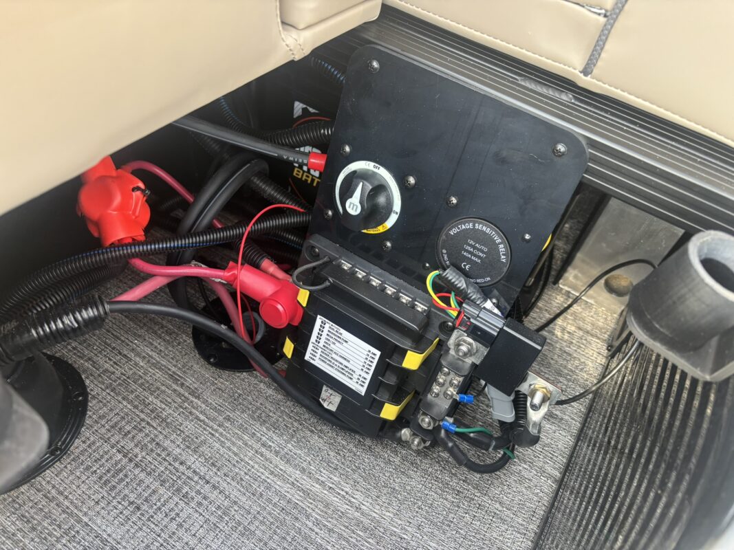 2026 Bennington 22 SSB Sport