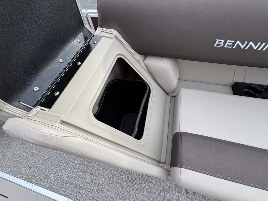 2026 Bennington 22 SSR Base