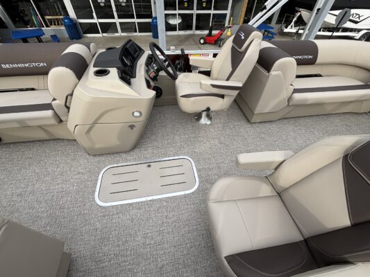 2026 Bennington 22 SSR Base