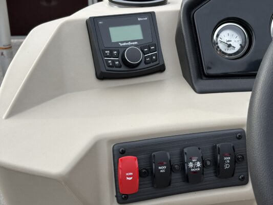 2026 Bennington 22 SSR Base