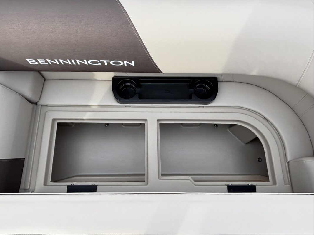 2026 Bennington 22 SSR Base