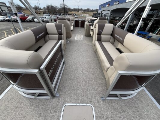 2026 Bennington 22 SSR Base