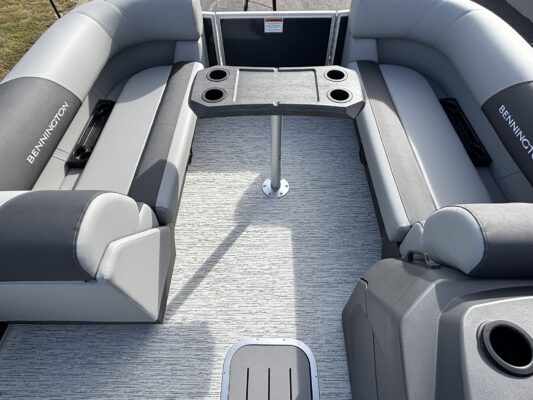 2026 Bennington 22 SSR Base