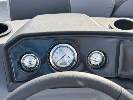 2026 Bennington 22 SSR Base