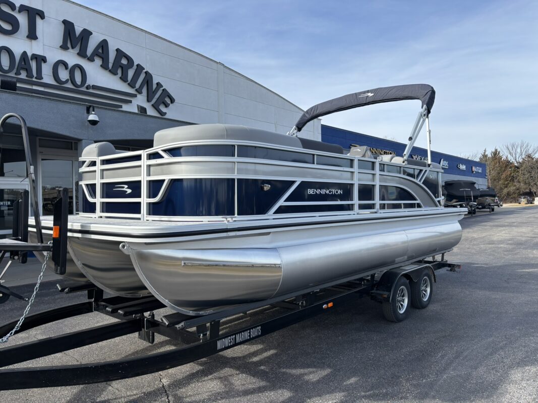 2026 Bennington 22 SSR Base