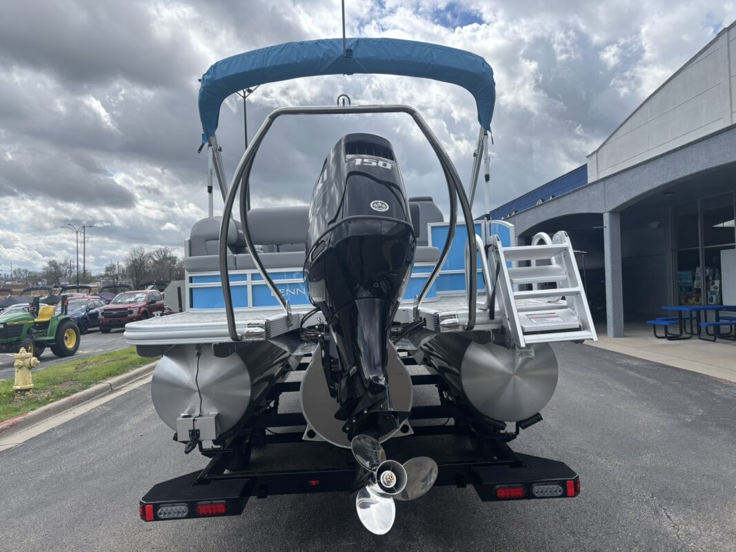 2026 Bennington 22 SSB Base