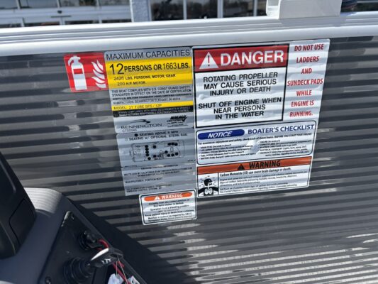 2026 Bennington 22 SSB Base