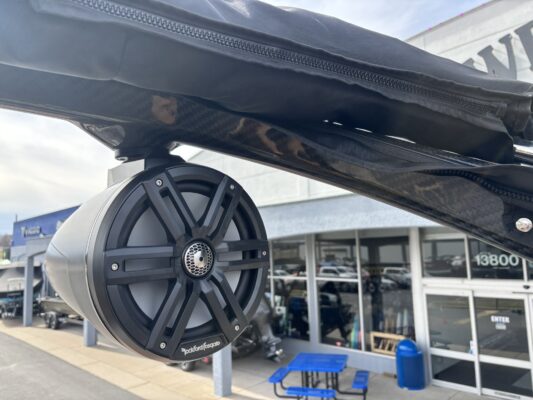 2026 Bennington 23 MCSB Luxe