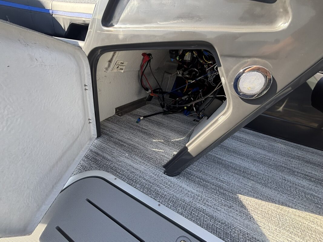 2026 Bennington 22 SSR Sport