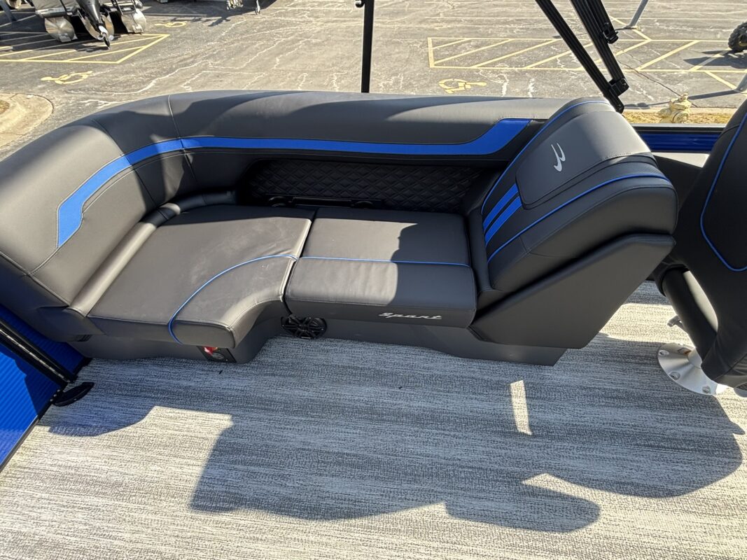 2026 Bennington 22 SSR Sport