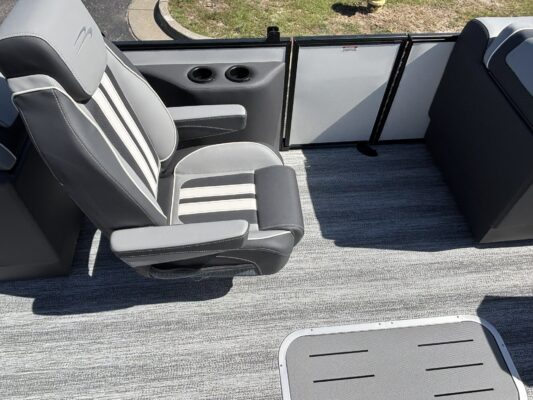 2026 Bennington 22 SSR Sport