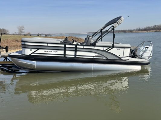 2026 Bennington 22 SSR Sport