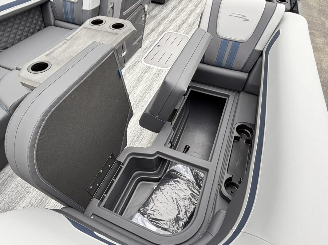 2026 Bennington 22 SSR Sport