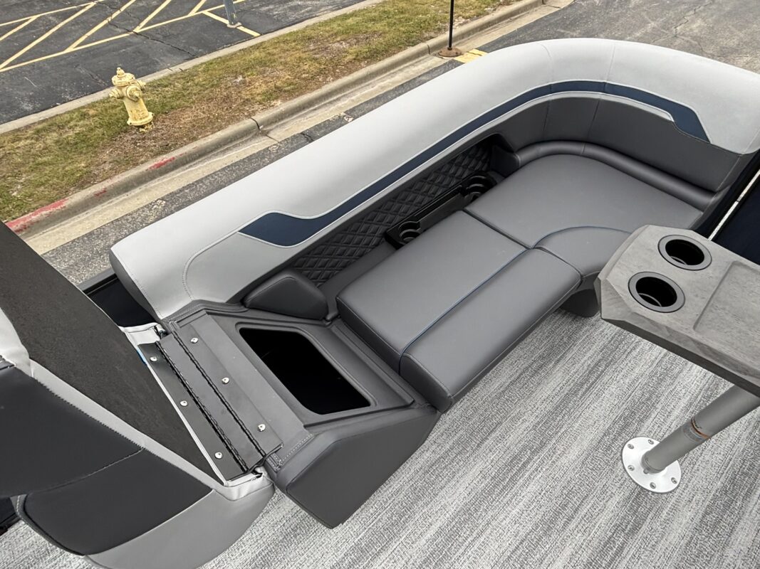 2026 Bennington 22 SSR Sport