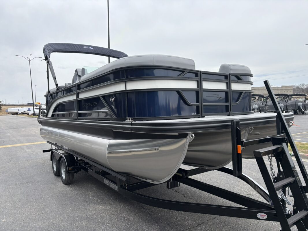 2026 Bennington 22 SSR Sport