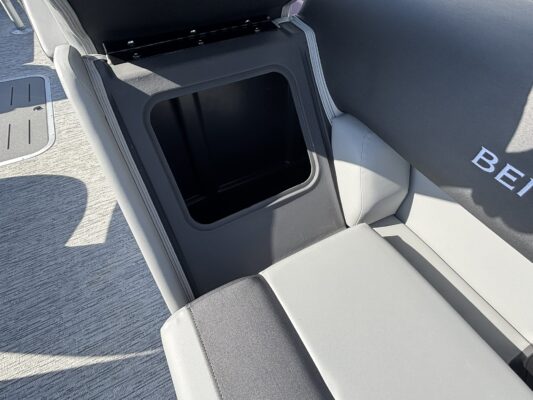 2026 Bennington 22 SSR Base