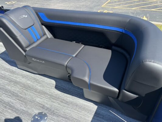 2026 Bennington 22 SSB Sport