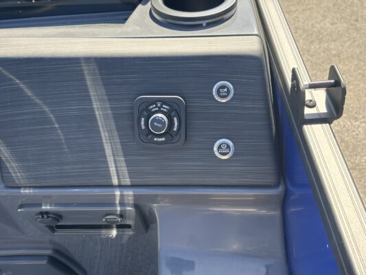 2026 Bennington 22 SSB Sport