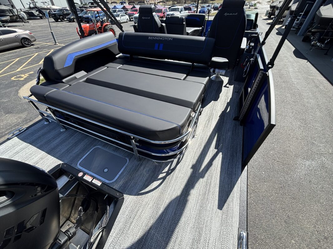 2026 Bennington 22 SSB Sport