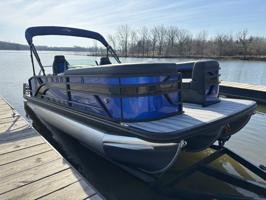 2026 Bennington 22 SSB Sport
