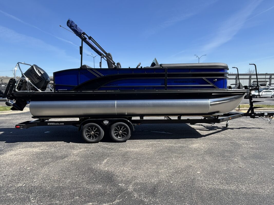 2026 Bennington 22 SSB Sport