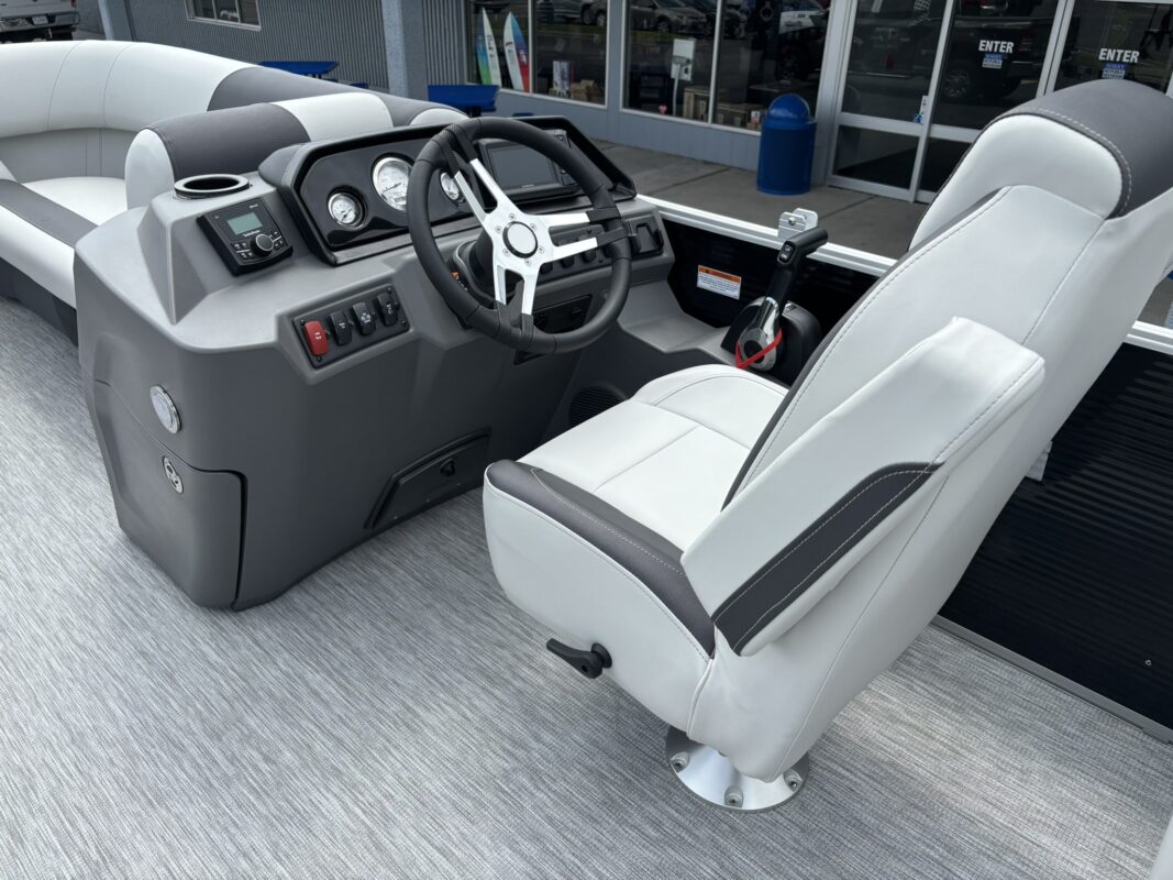 2026 Bennington 22 SSR Snap