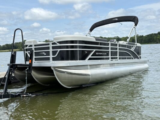 2026 Bennington 22 SSR Snap