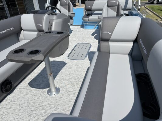 2026 Bennington 22 SSB Base