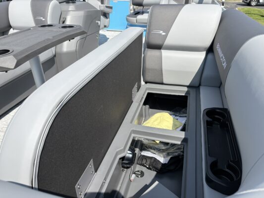 2026 Bennington 22 SSB Base