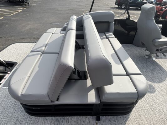 2026 Bennington 22 MSB Base