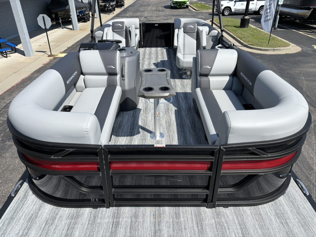 2026 Bennington 22 SSR Sport