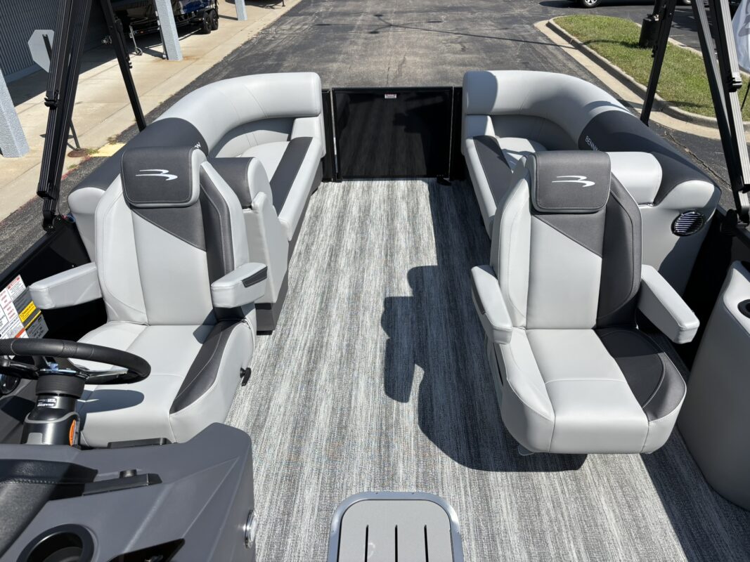 2026 Bennington 22 SSR Sport