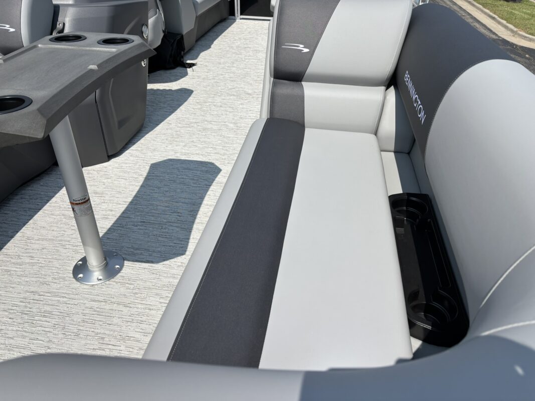 2026 Bennington 22 SSR Exp